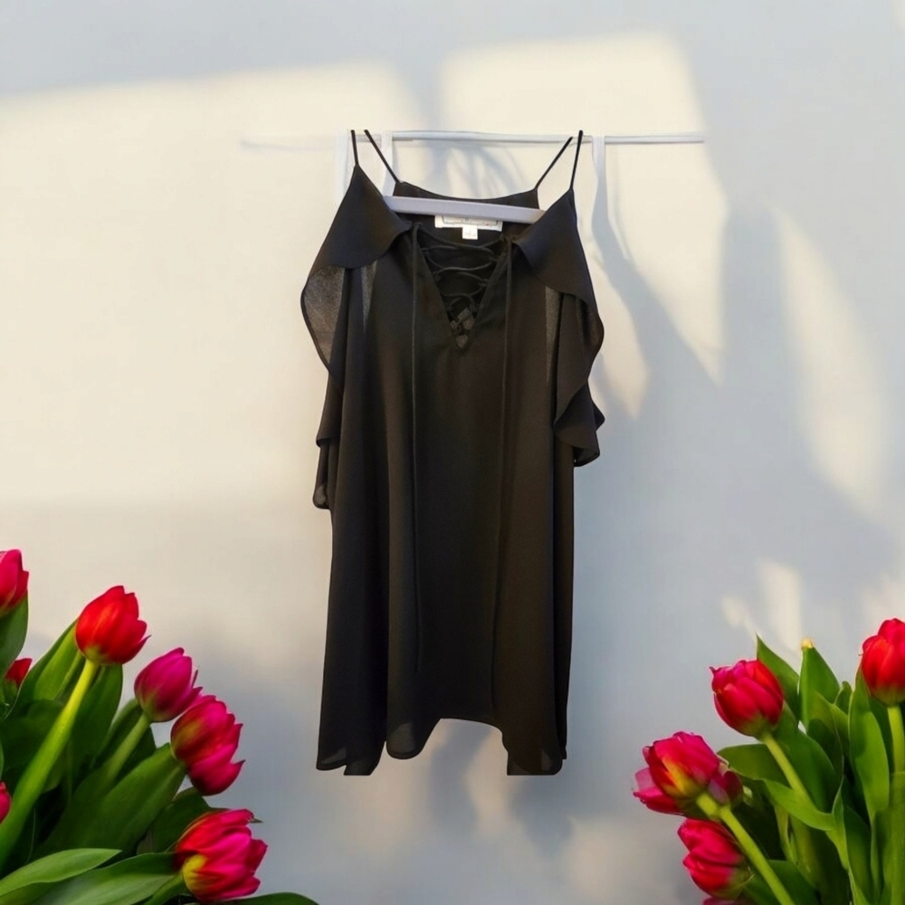 NWOT Stunning Flowy Blouse
